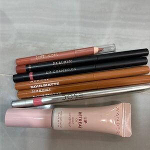 Lip Liner and Lip Oil Bundle